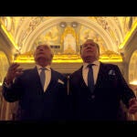 Antonio y Rafael, Los del Río, cantándole a la Virgen de la Macarena