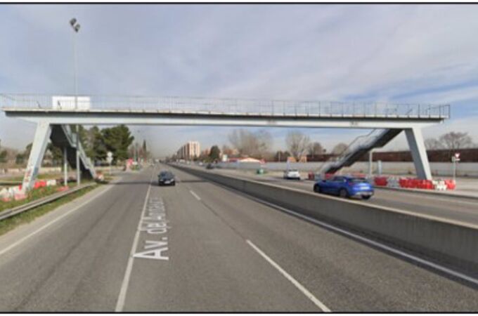MADRID.-Corte de tráfico en la Avenida de Andalucía esta noche para desmontar la pasarela peatonal del km 10