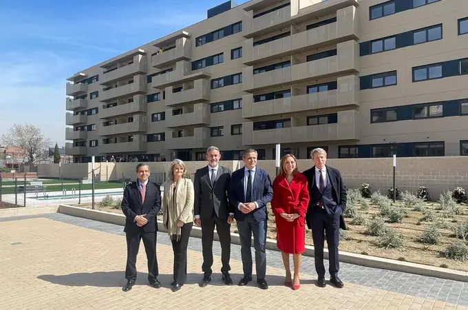 La Comunidad de Madrid entrega en Alcorcón las primeras 140 viviendas del Plan Vive