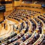 Las elecciones vascas y catalanas renovarán hasta 11 senadores, aunque no alterarán la mayoría del PP