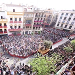 Inicio de la carrera oficial en Sevilla