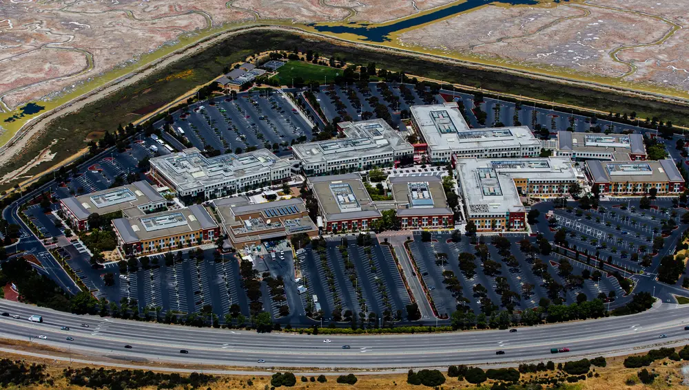 Vista aérea de la sede de Meta Platforms en Menlo Park, California (Estados Unidos)
