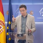 Errejón defiende el modelo de inmersión en Cataluña y que la lengua en "peligro" es el catalán y no el castellano