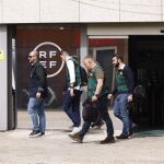 Agentes de la UCO abandonan la sede de la RFEF