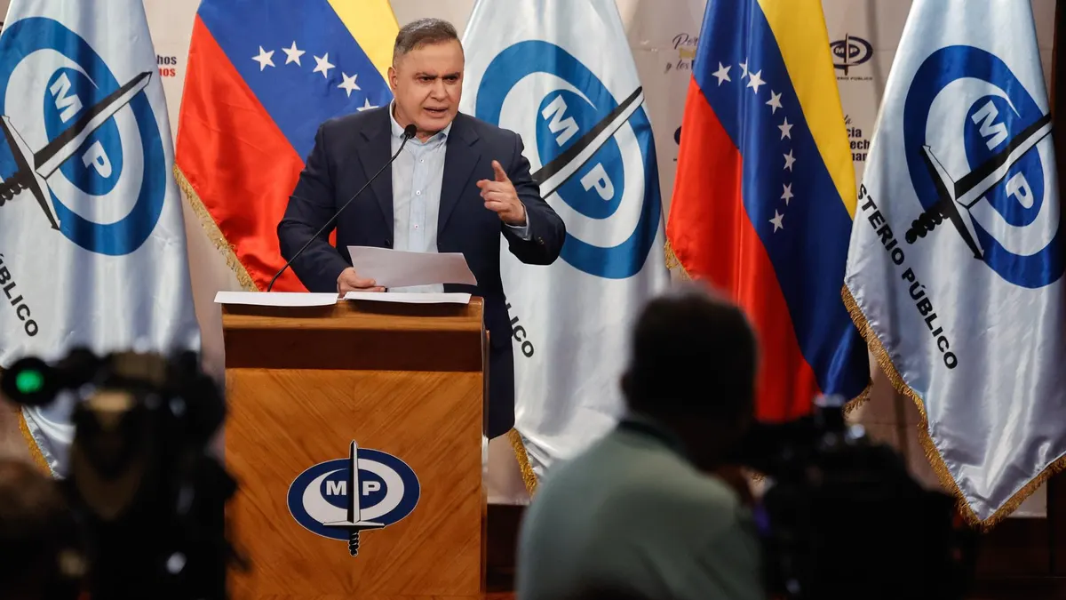 El fiscal general de Venezuela anuncia la detención de dos miembros del equipo de María Corina Machado