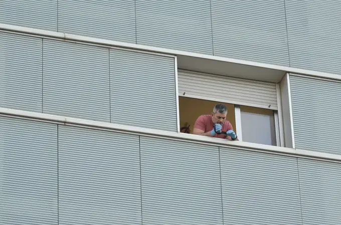 Detenido el padre de un bebé que se ha precipitado por una ventana en Vitoria