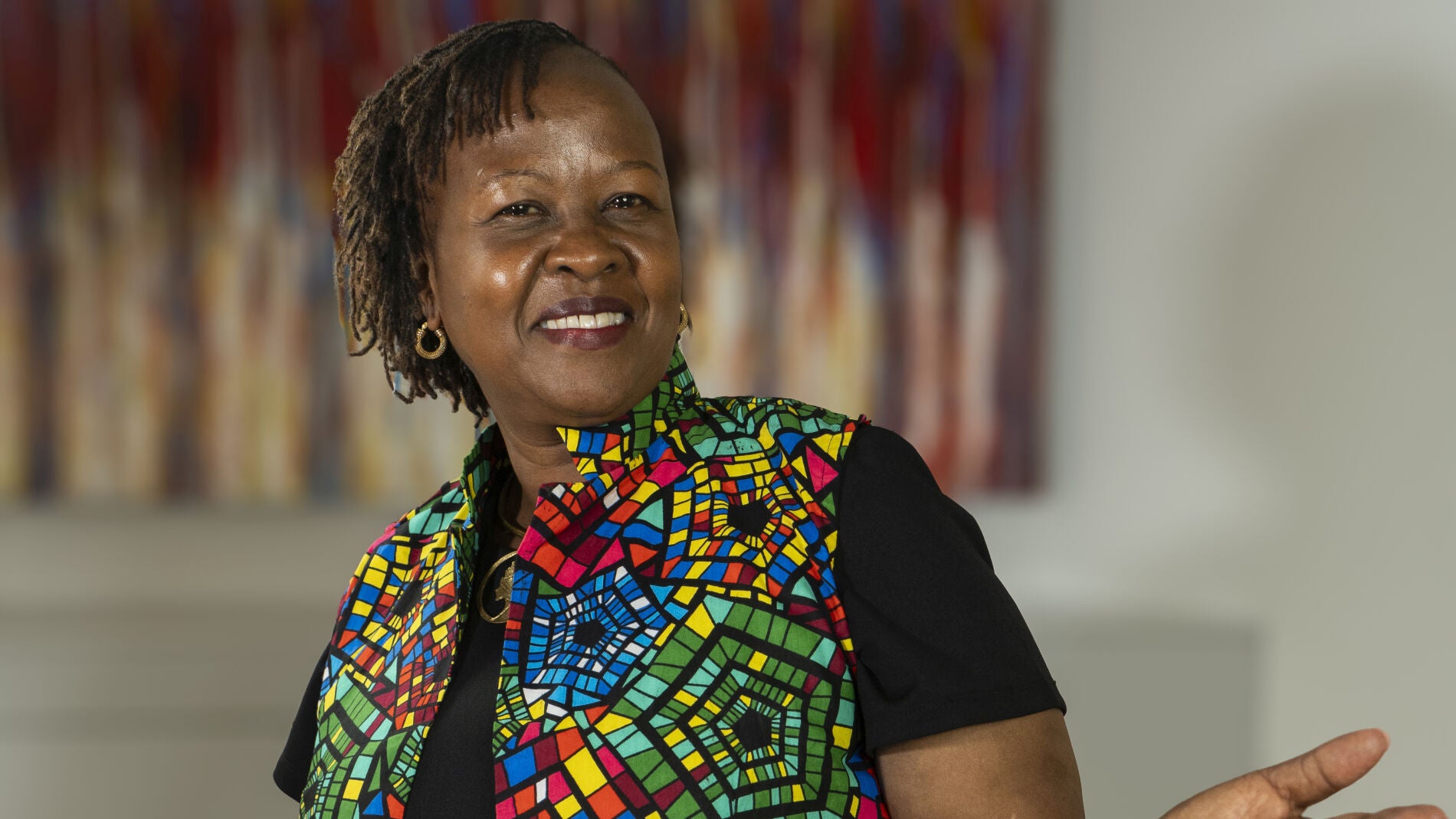 Susan Kinyua, Ganadora Del Premio Harambee 2024: «El Apoyo Integral Es ...