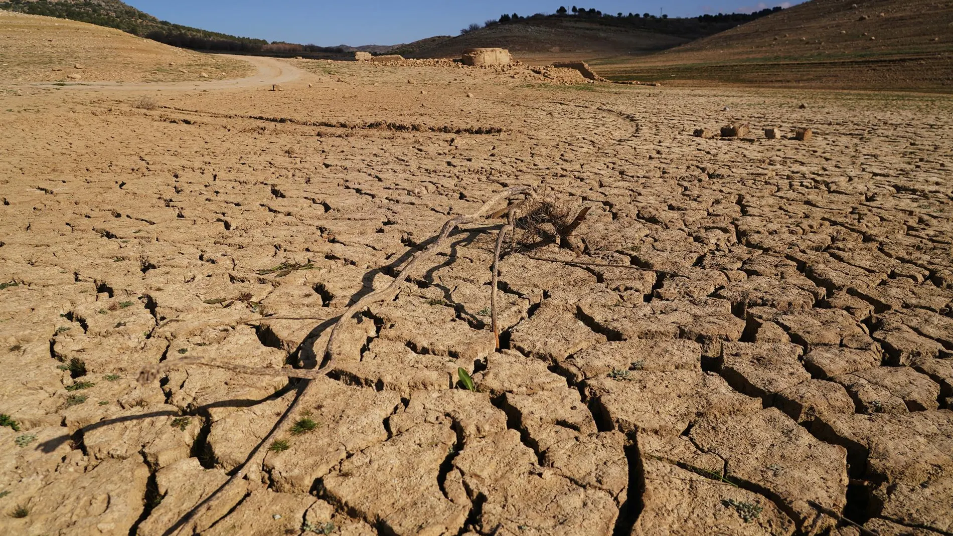 Agua.- Ingenieros piden cumplir con los planes hidrológicos frente a la sequía y ecoglogistas critican el regadío