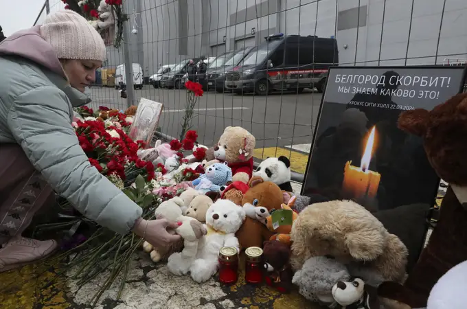 Testigos de la masacre en Moscú: «Durante un minuto y medio nadie sabía qué estaba pasando»