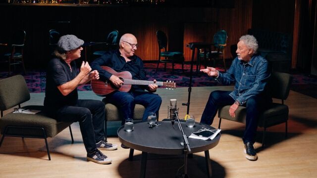 Los líderes de AC/DC y "Dire Straits", Brian Johnson y Mark Knopfler, se unen en un nuevo proyexto televisivo