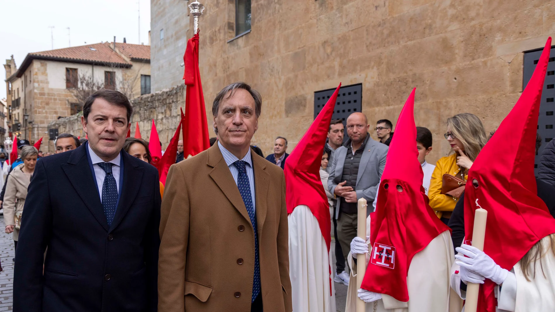 Mañueco y Carbayo asisten al acto en Salamanca