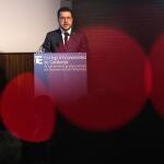 El presidente Pere Aragonès, durante la conferencia pronunciada este mediodía en el Col.legi d.Economistas de Catalunya sobre "Los retos económicos para Cataluña y la propuesta de financiación singular". 