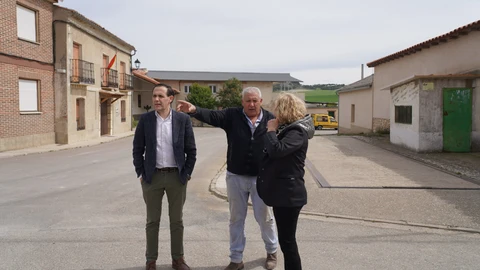 Conrado Íscar visita los municipios de Villán de Tordesillas y Geria