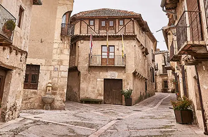 Este impresionante pueblo medieval es el mejor situado para viajar desde cualquier punto de España