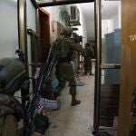 El Ejército israelí de incursión en el hospital Al Shifa de ciudad de Gaza.