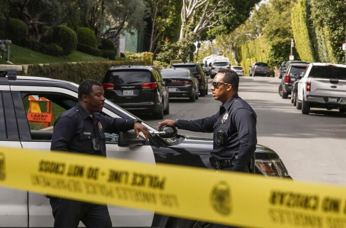 Federal Investigators Raid Sean 'Diddy' Combs Home in Los Angeles