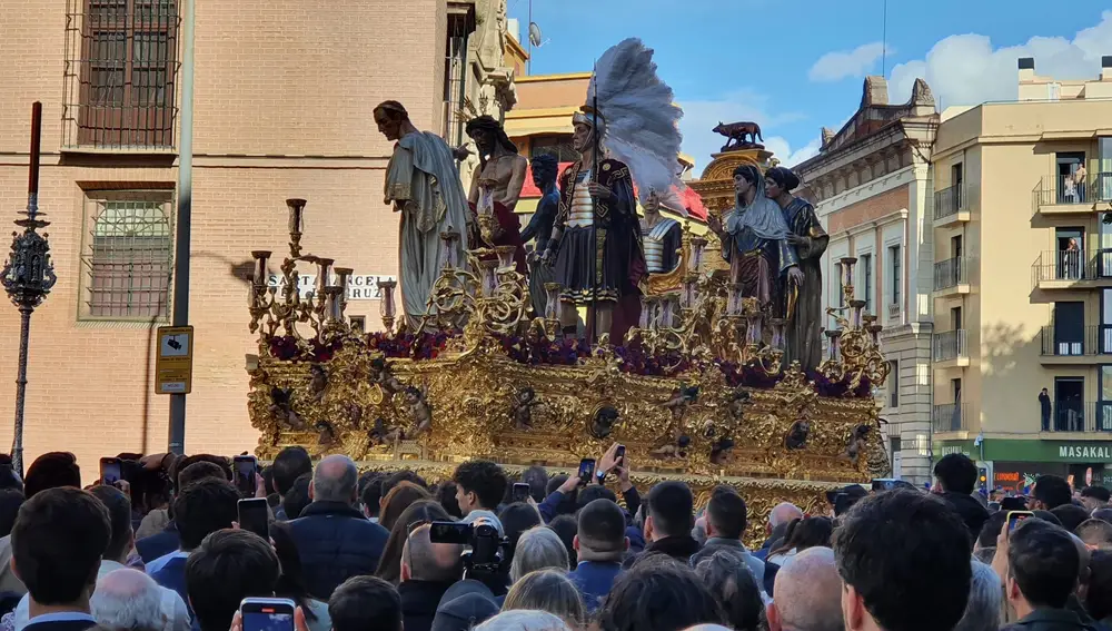 Misterio de la Presentación al Pueblo, de la hermandad de San Benito de Sevilla