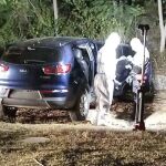 El vehículo con los dos cadáveres hallado en San Vicente, Manabi, Ecuador 