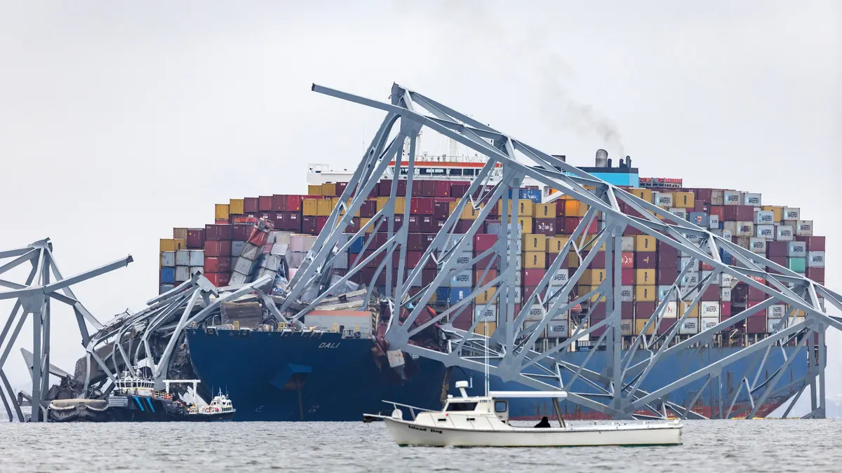 Estados Unidos debate si unas protecciones modernas hubieran salvado el puente de Baltimore