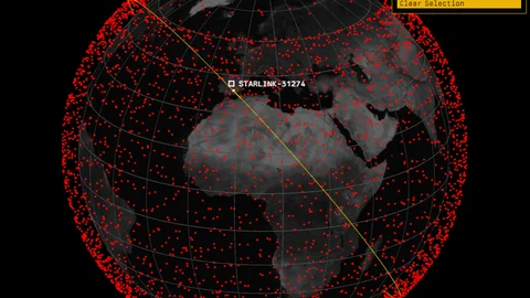 Cada uno de estos puntos es un satélite. Casi 6000, pero el número se duplicará en breve