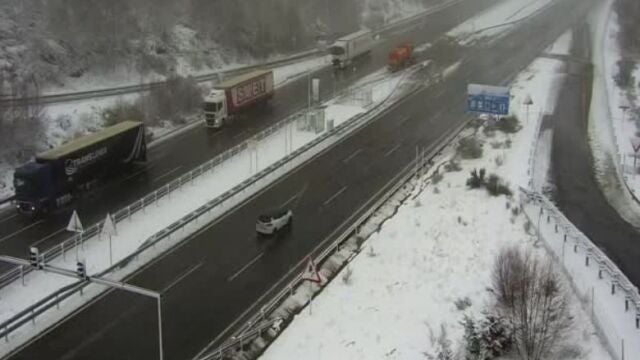 Carreteras afectadas por la nieve este miércoles