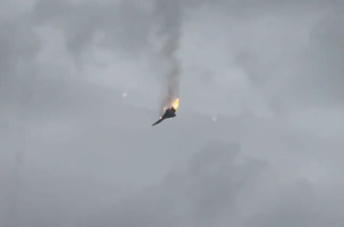 Un piloto ruso sobrevive tras estrellarse su avión frente a la costa de Crimea