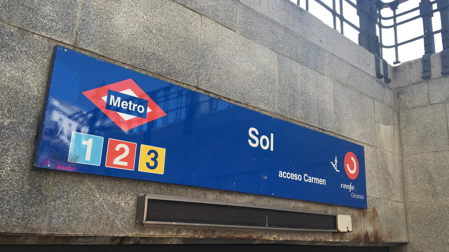 MADRID.-La estación de Sol de Metro y Cercanías cierra este sábado desde las 19 horas por las procesiones de Semana Santa