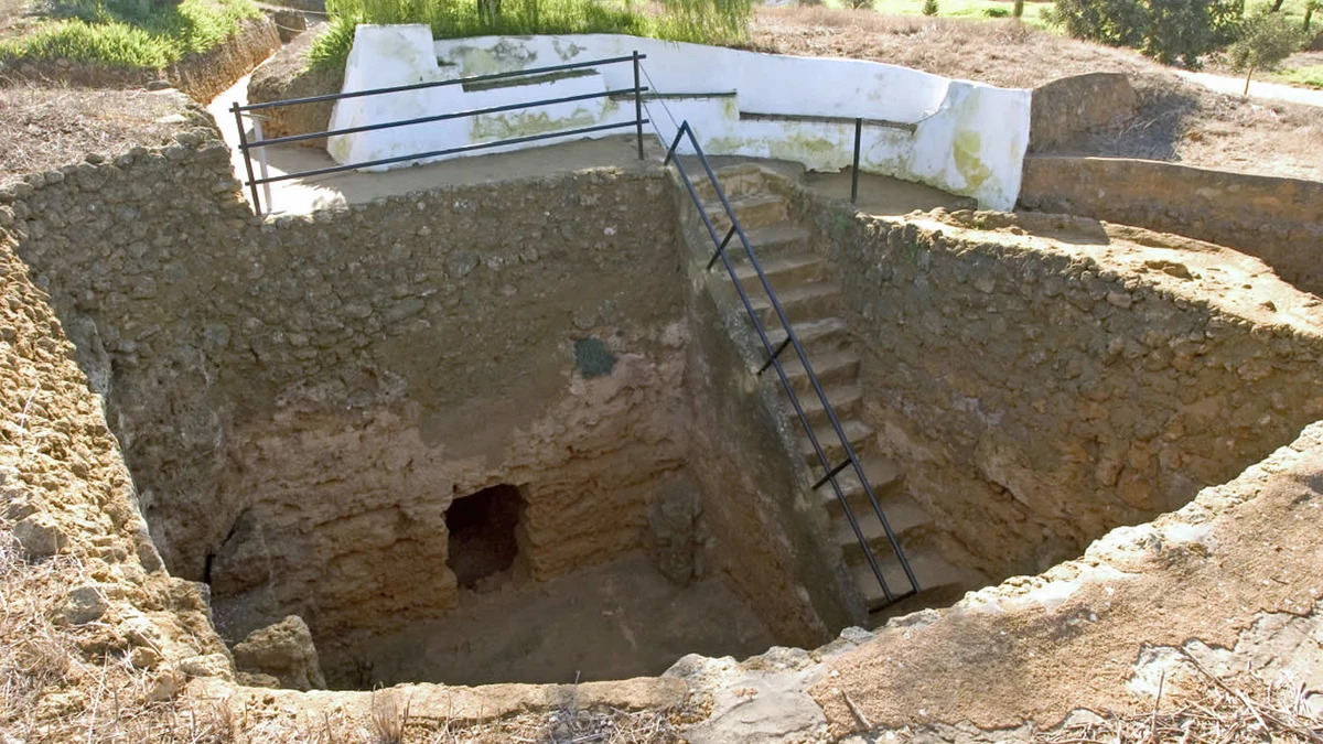 Un vídeo recrea la tumba de Postumio de la necrópolis romana de Carmona