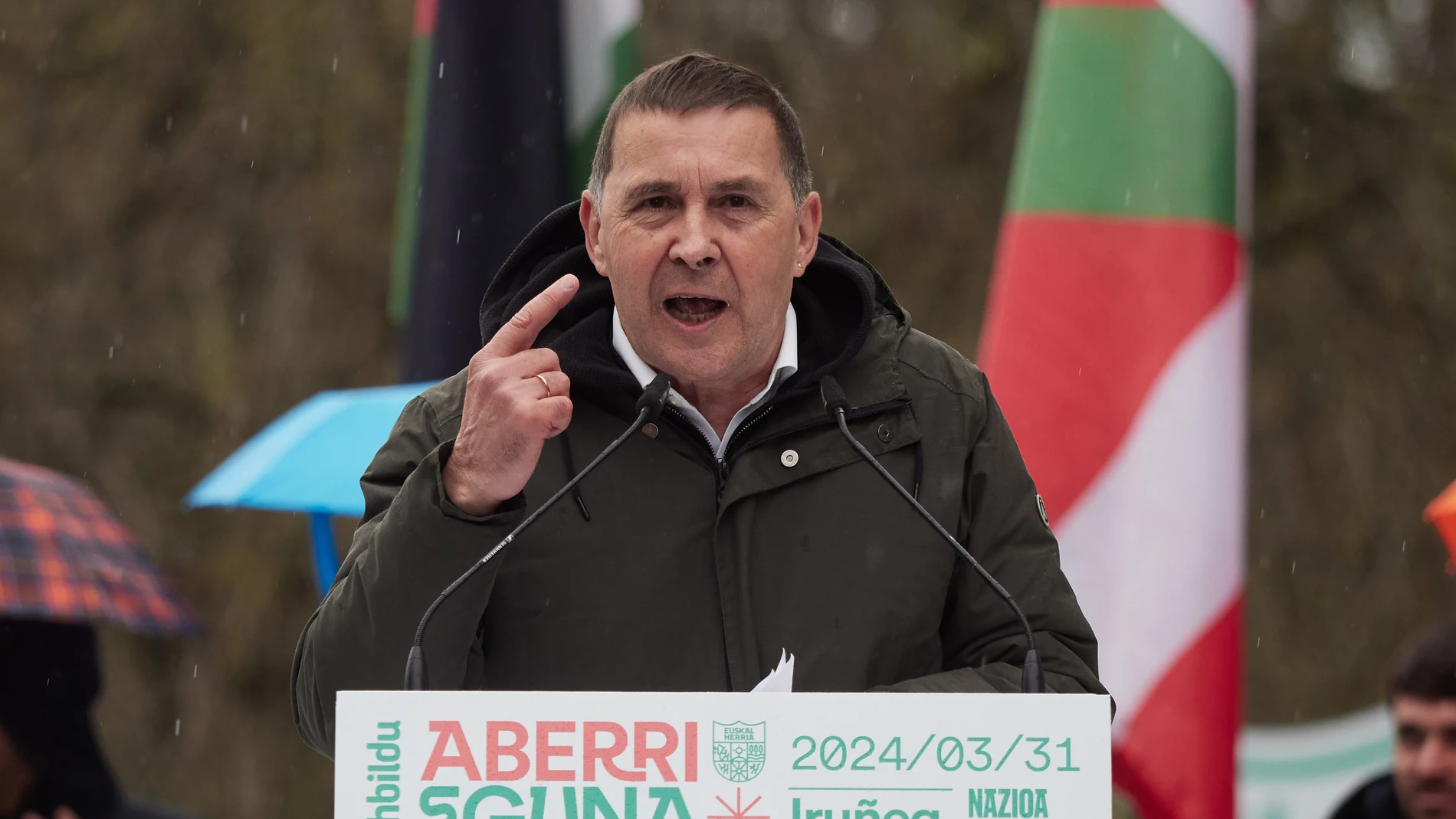 Arnaldo Otegi, coordinador general de EH Bildu, durante su intervención en el acto político por el Aberri Eguna. EDUARD SANZ - EUROPA PRESS 31/03/2024
