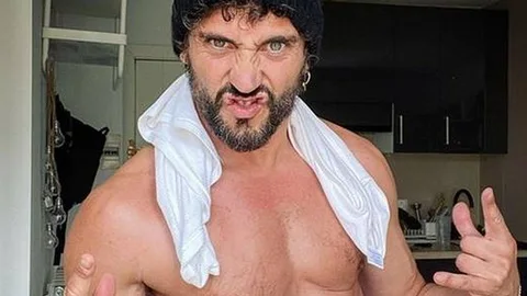 Paco León