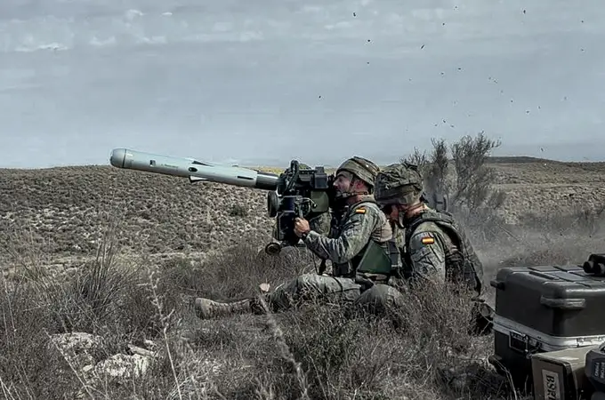 Marruecos adquiere misiles anticarro estadounidenses Javelin, frente al Spike LR2 israelí del Ejército español, ¿qué arma es mejor?