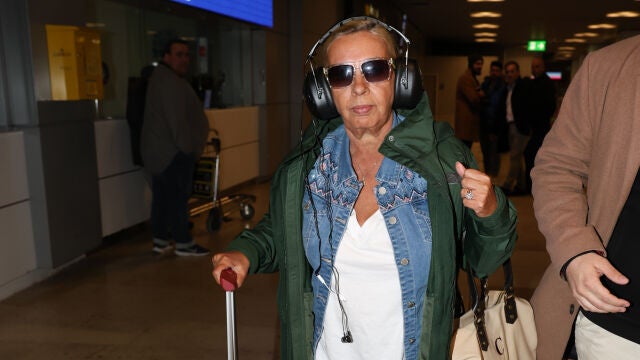 Carmen Borrego con look denim.