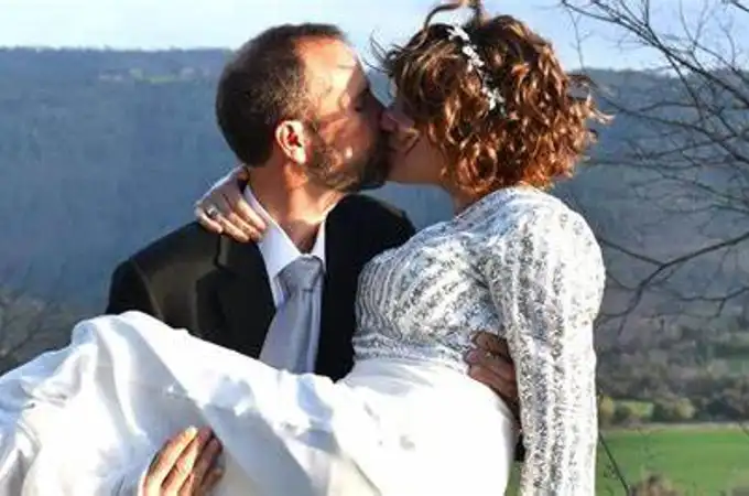 El ex obispo independentista de Solsona (Lleida) Xavier Novell se casa con Silvia Caballol por la iglesia tras ser secularizado por el Papa