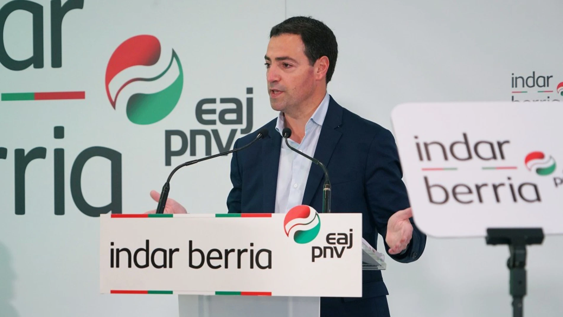 El candidato del PNV a lehendakari, Imanol Pradales, en el acto de presentación del programa electoralPNV03/04/2024