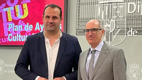 Javier Iglesias junto al diputado David Mingo