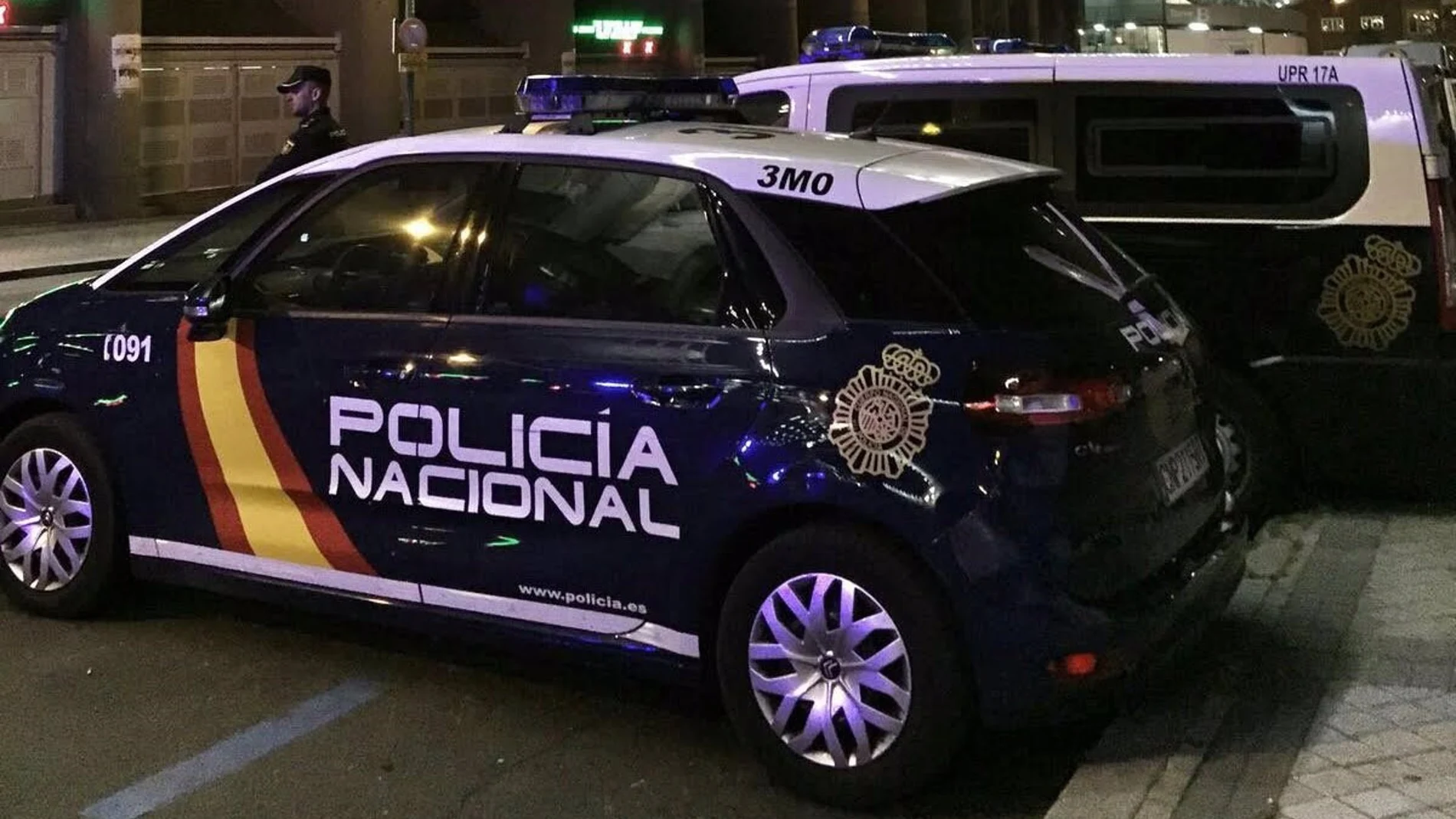 MADRID.-Sucesos.- Detenido un varón tras un robo con fuerza e intentar huir con la caja registradora en Moncloa