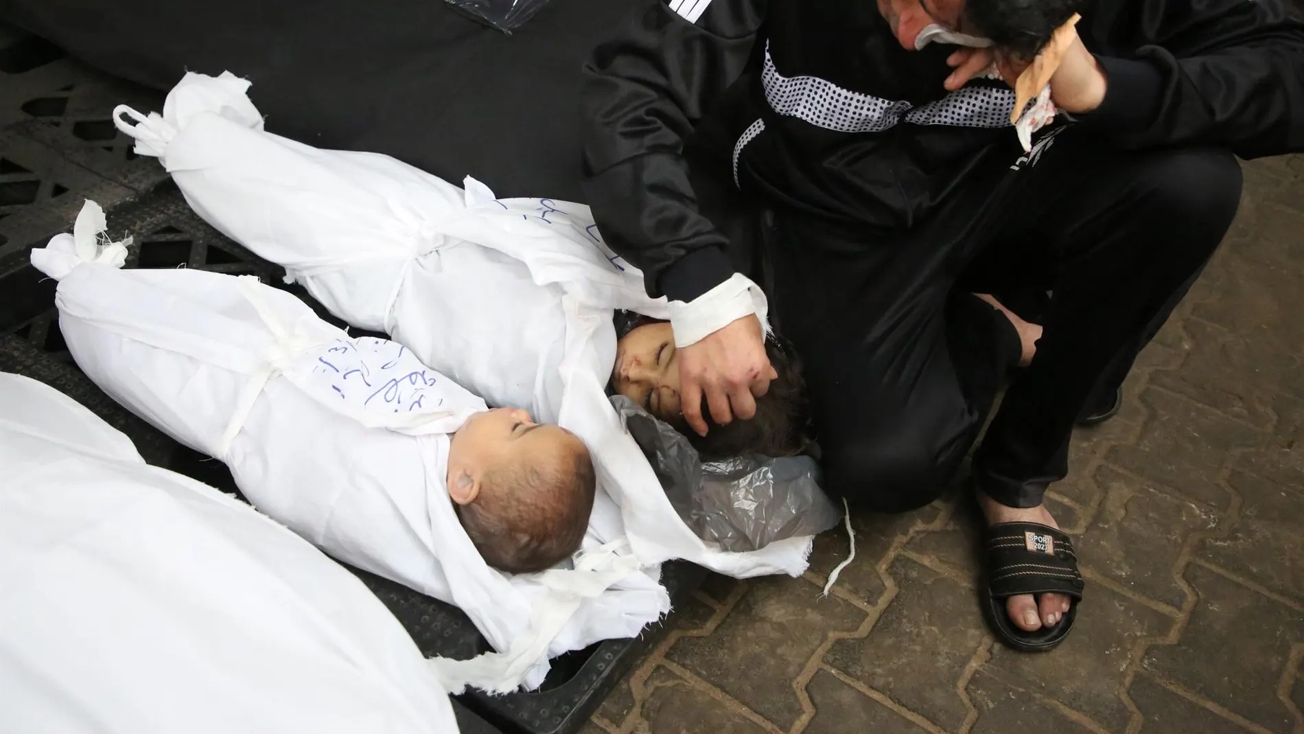 O.Próximo.- Ascienden a casi 33.100 los muertos por los ataques de Israel sobre la Franja de Gaza