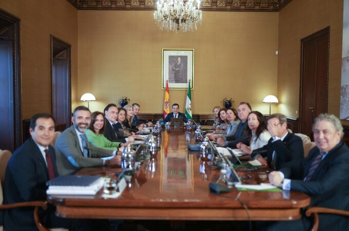 Imagen de una reunión del Consejo de Gobierno andaluz, presidido por Juanma Moreno