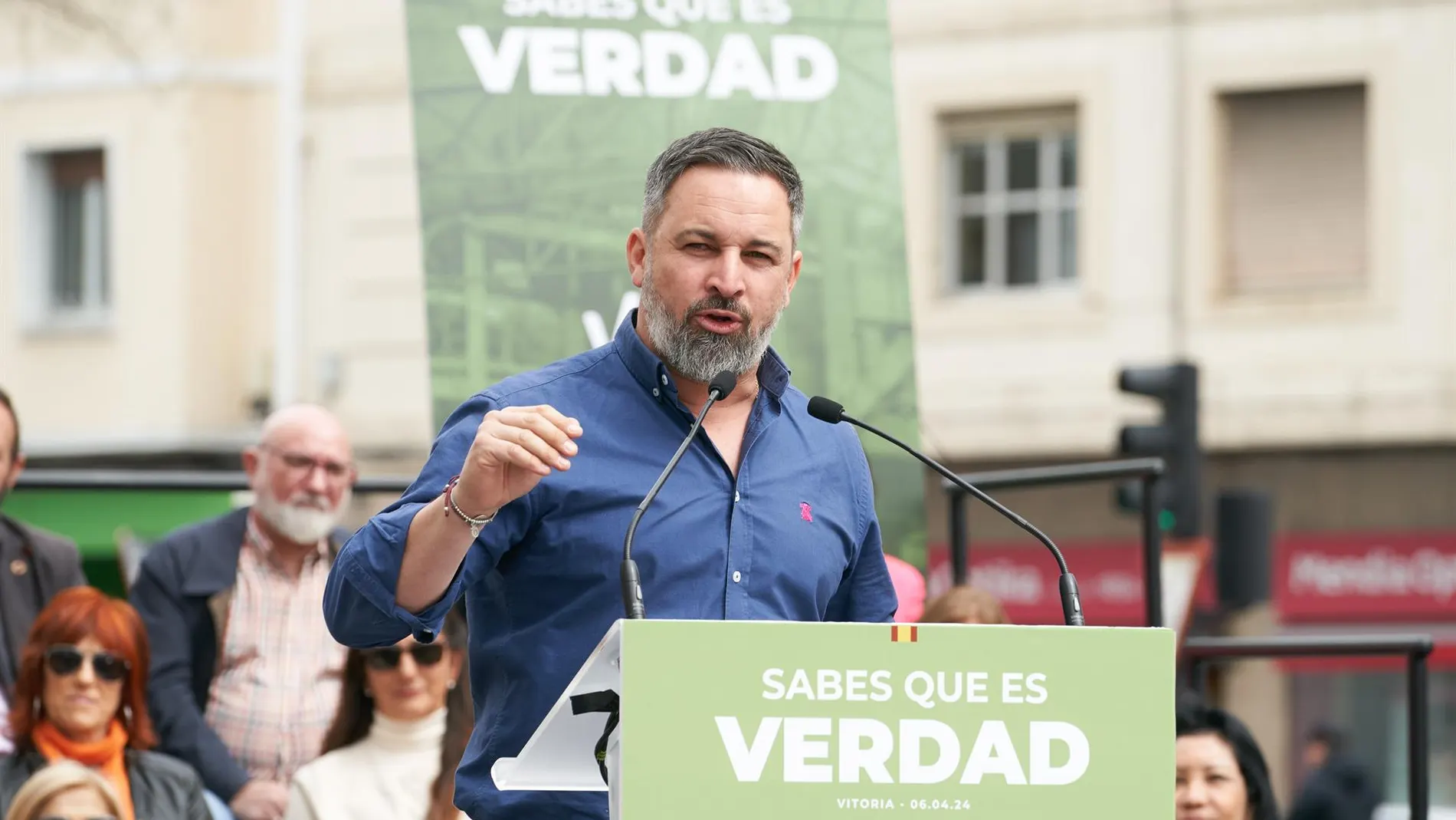 Abascal advierte de que un 'gobierno de concentración de abertzales' supondrá 'el desafío a España'