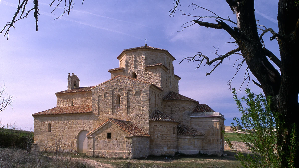 Este espetacular pueblo cuenta con la Iglesia Románica más bonita de España