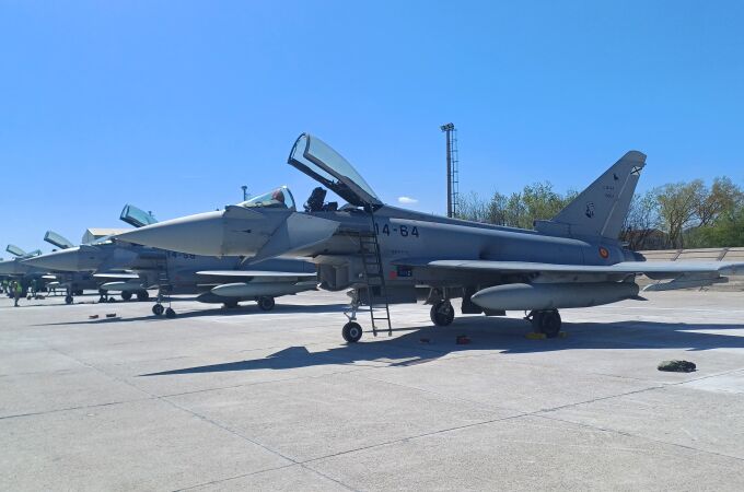  Los cazas del Ala 14 en la Base Aérea Mihail Kogalniceanu