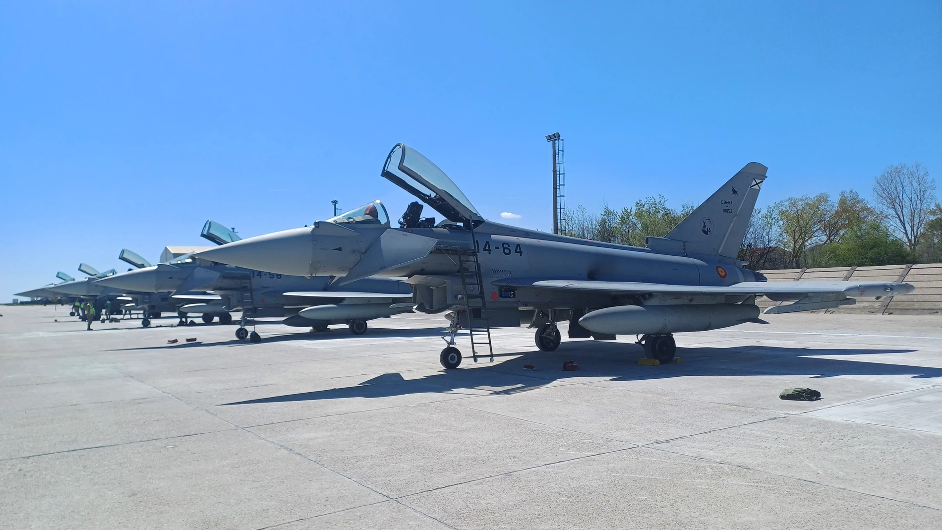  Los cazas del Ala 14 en la Base Aérea Mihail Kogalniceanu