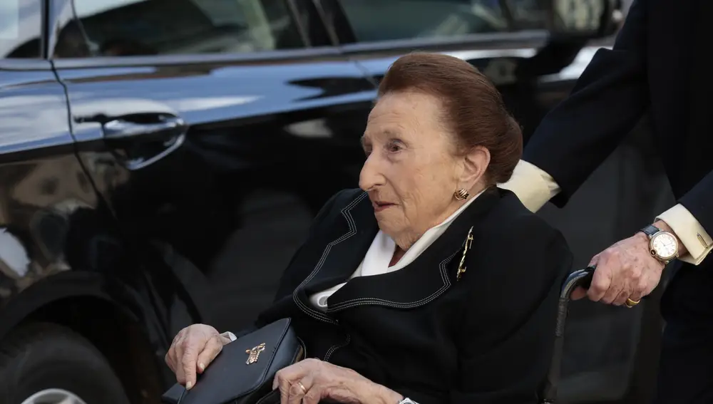 La infanta Margarita en el funeral de Fernando Gómez-Acebo