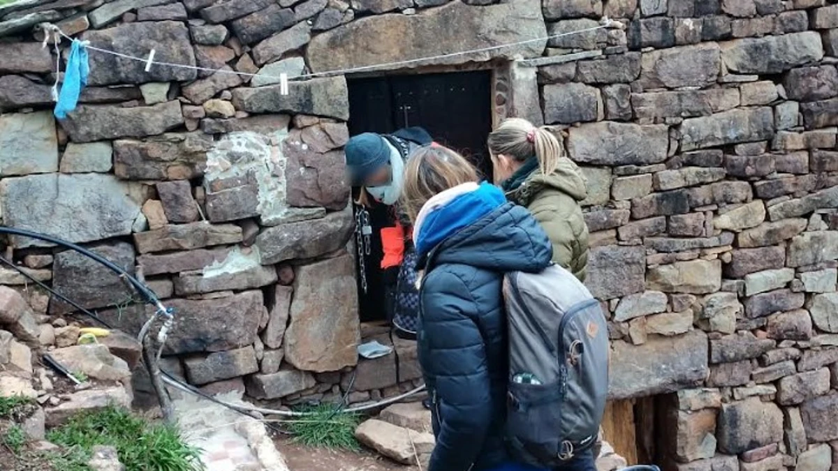 La Guardia Civil recupera a un menor finlandés al que su madre retenía en una cabaña de la montaña asturiana