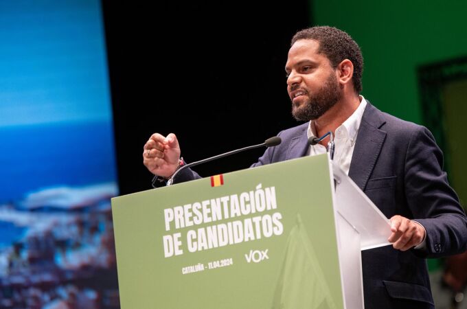 Ignacio Garriga (Vox) descarta pactar con el PSC, al que equipara con los independentistas