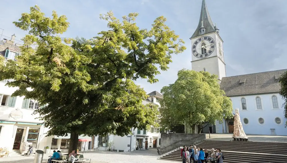 El reloj St. Peter de Zúrich tiene la esfera más grande de Europa