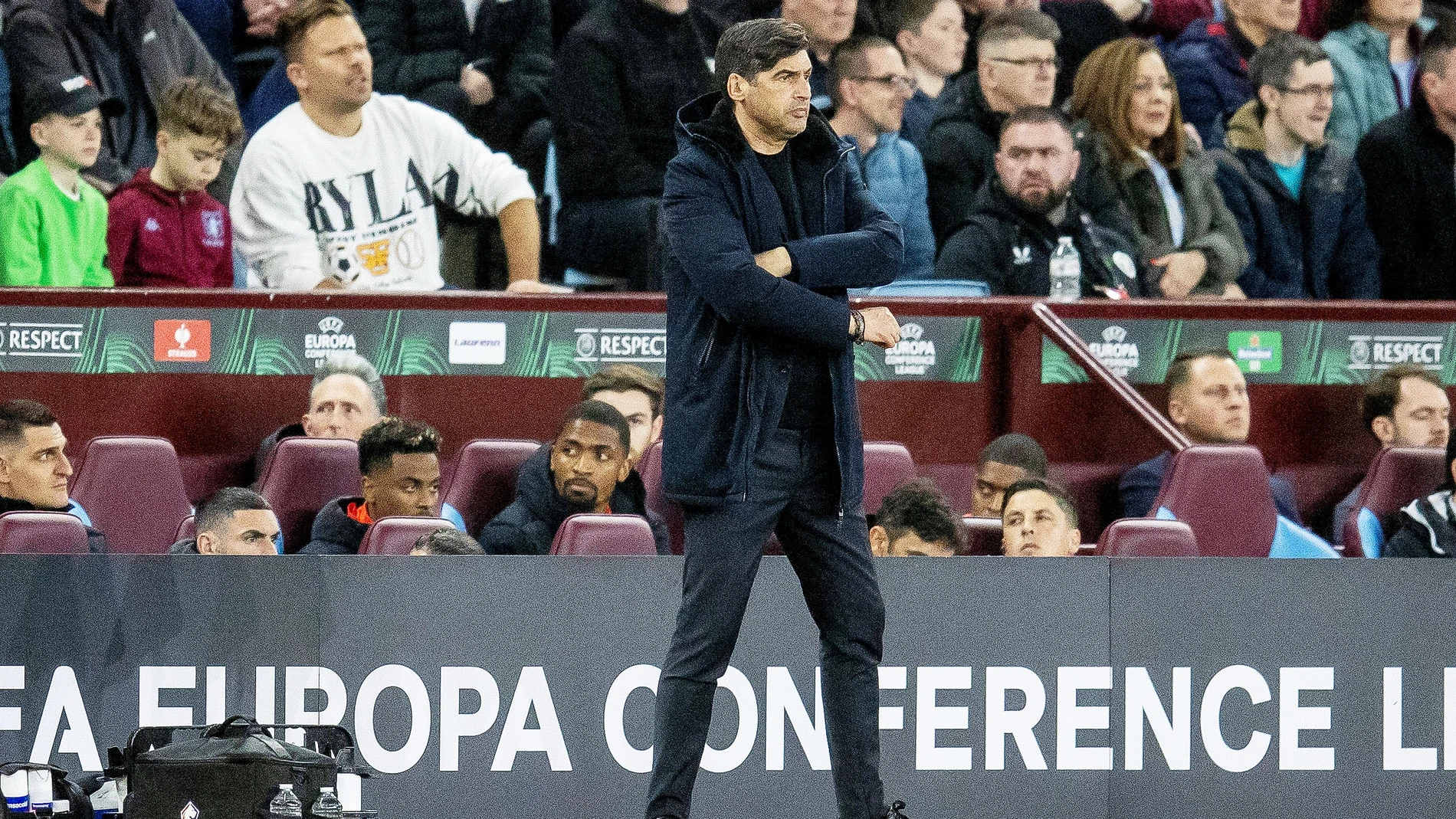 Lille coach Paulo Fonseca during the UEFA Europa Conference League, Quarter-finals, 1st leg football match between Aston Villa and Losc Lille on 11 April 2024 at Villa Park in Birmingham, England - Photo Manjit Narotra / ProSportsImages / DPPI AFP7 11/04/2024 ONLY FOR USE IN SPAIN