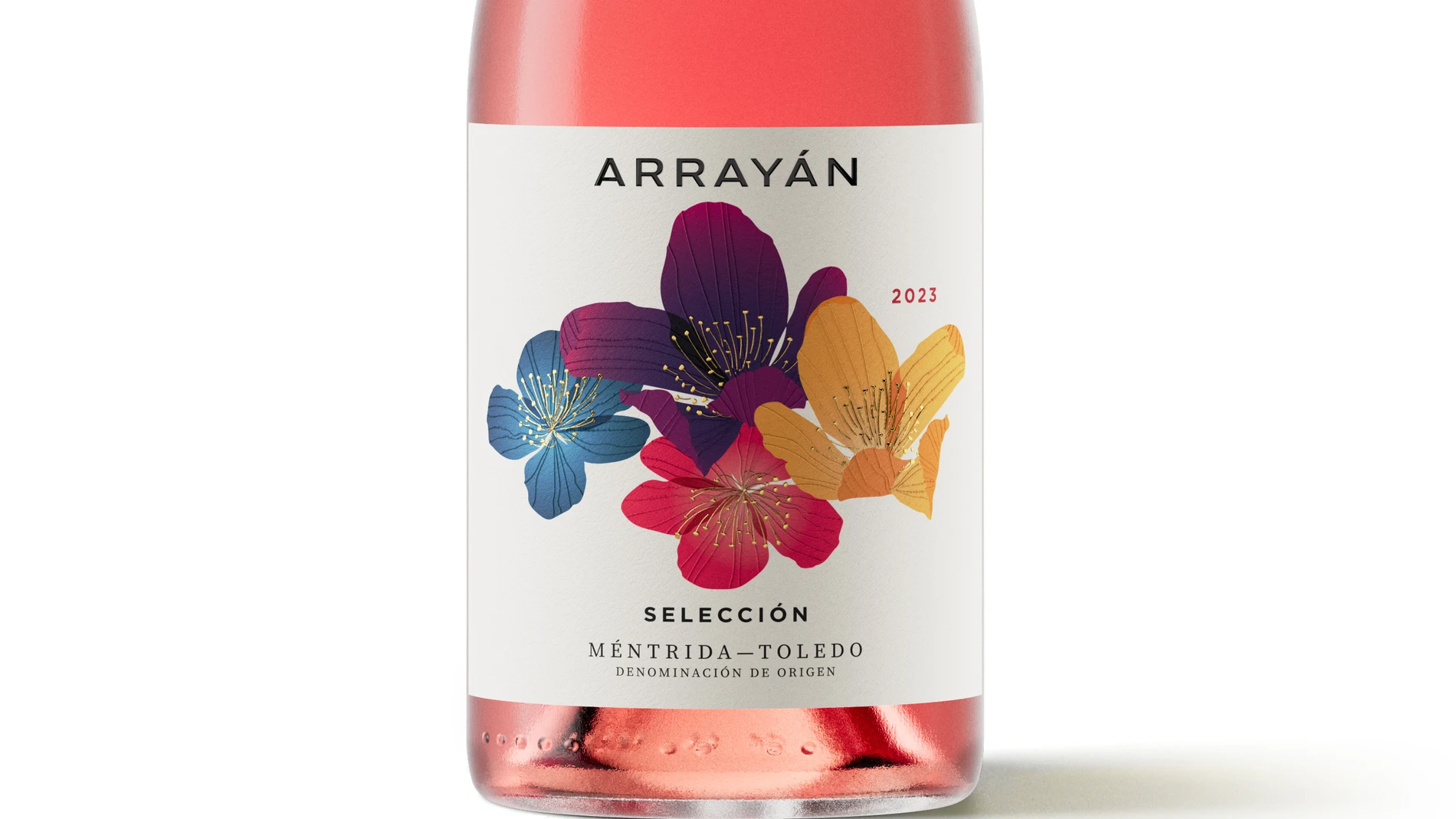 Elaborado con syrah, garnacha y merlot