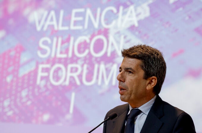 El presidente de la Generalitat, Carlos Mazón, ha asistido esta mañana al Valencia Silicon Forum