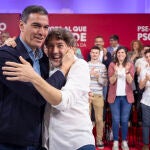 Acto electoral del PSE-EE con el presidente del Gobierno, Pedro Sánchez, y el candidato a lehendakari, Eneko Andueza